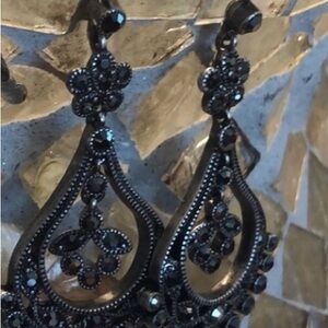 Monet Elegant Black Teardrop Earrings
